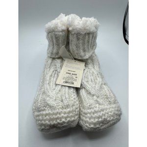 Stars Above Womens Slipper Booties w/ Gripper Bottoms 1 Pair One Size Fits NWT